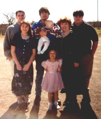 family.jpg (28562 bytes)